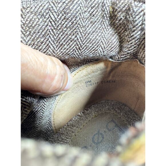 B.O.C. Women’s Ankle Heeled Sweater Boots 9 M Beige Side Zip Boho - Picture 7 of 8